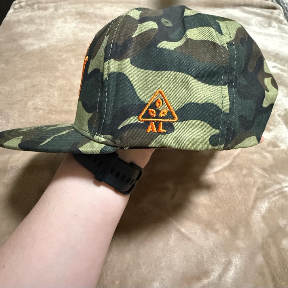 Alienlabs Camo Cannabis Snap Back Flat Bill Baseball Hat - Picture 5 of 15